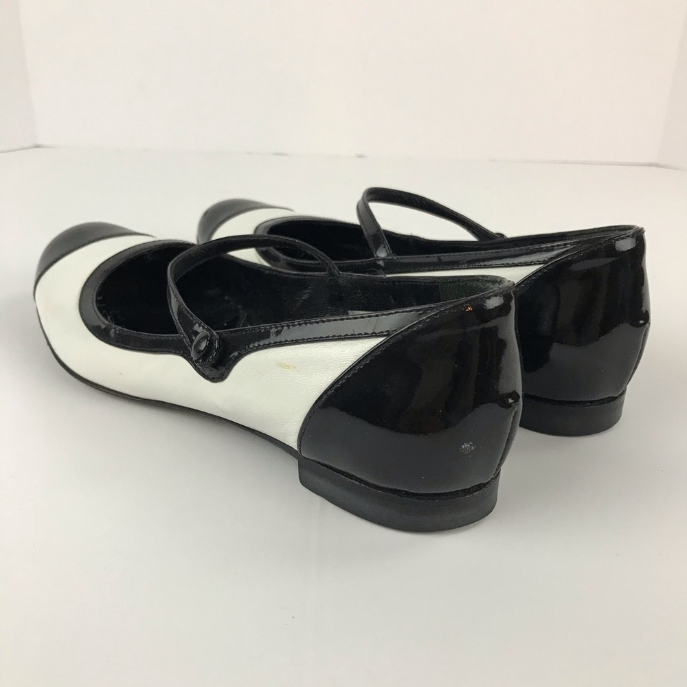 FENDI Vintage White Cap Toe Mary Jane Ballet Flats - Picture 5 of 13